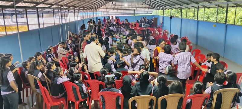 പ്രമാണം:12060 BMELA3.jpg