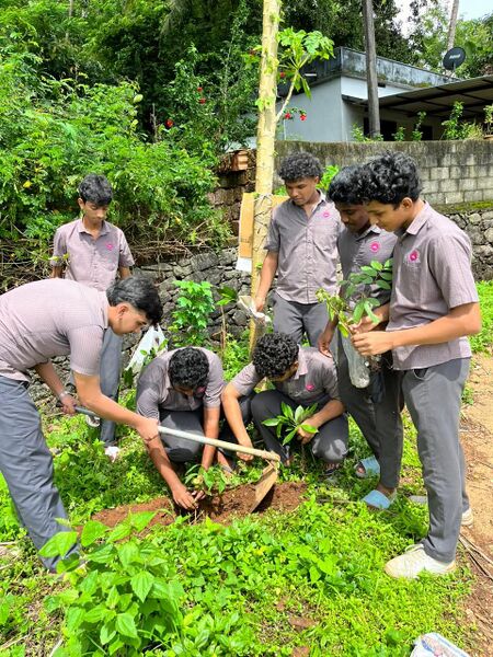 പ്രമാണം:18103 june 5 24-25.jpg