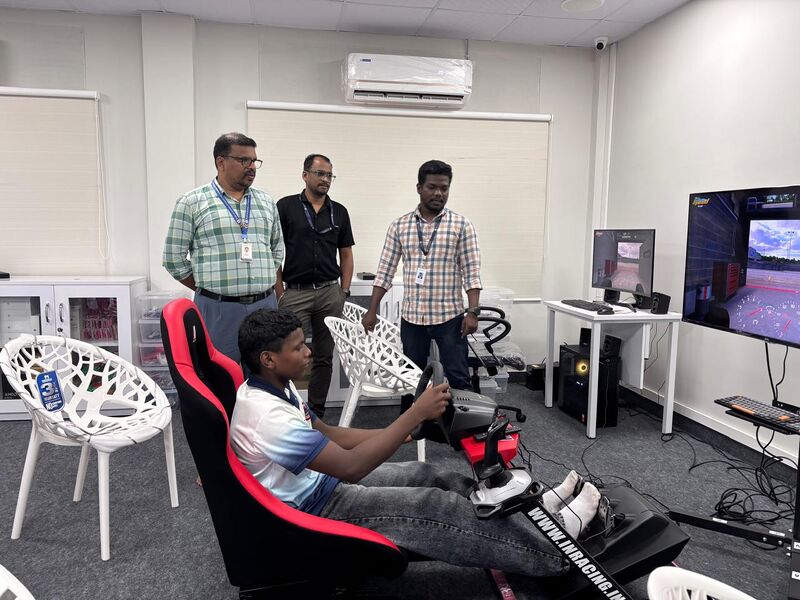 പ്രമാണം:23066-FISAT Visit-AR&VR Lab-LK-2025-2.jpg