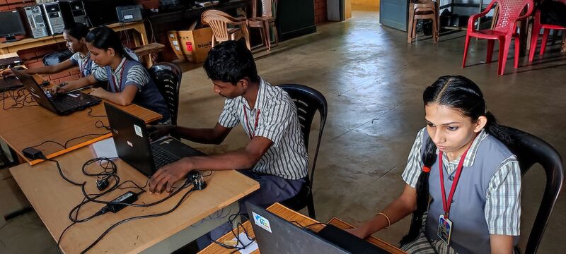 പ്രമാണം:33039 GvhssKothala1.jpg