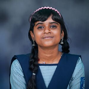 37001 MEENU. T. M.jpg