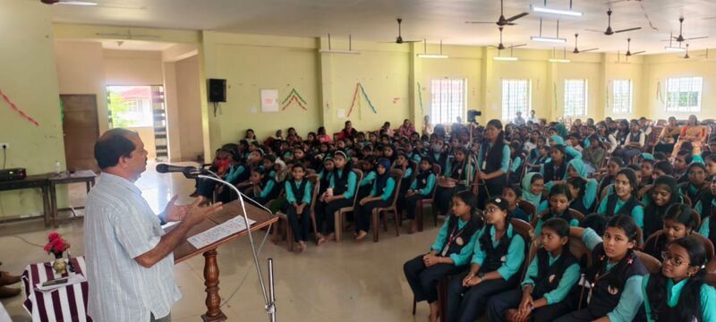 പ്രമാണം:42042 2CLUB INAGURATION.jpg