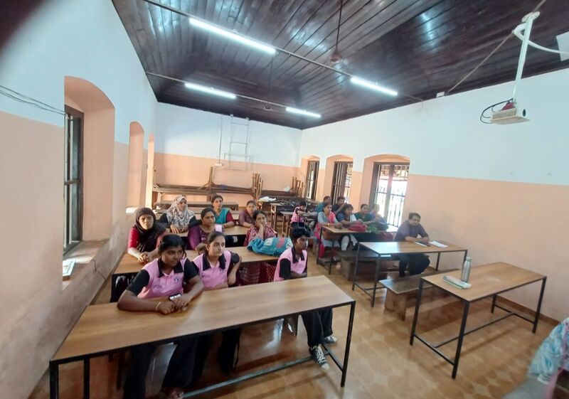 പ്രമാണം:43041 2 LK2025.jpg