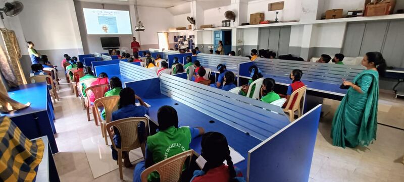 പ്രമാണം:Science quiz 35052 22 (3).jpeg