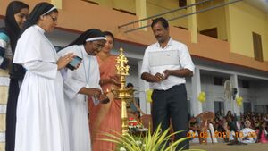 പ്രവേശനോത്സവം 2017-18.jpeg