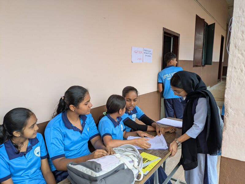 പ്രമാണം:16064 2026 LK Praveshanolsavam Helpdesk1.jpg