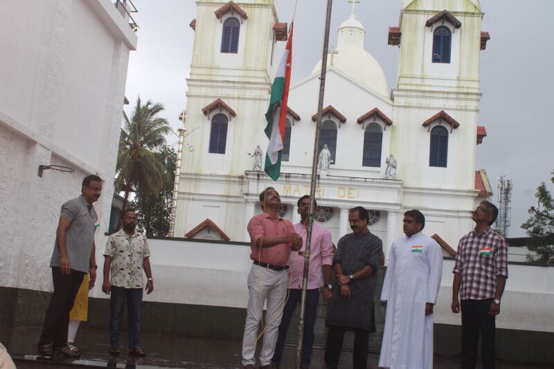 പ്രമാണം:17018 independenceday-1.jpeg