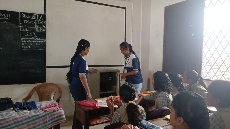 പ്രമാണം:21060 lk protection.jpg