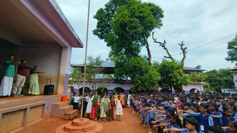 പ്രമാണം:21073 PKD Pledge.jpg