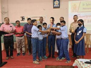 33056 march2 10 ephremsquiz.jpg