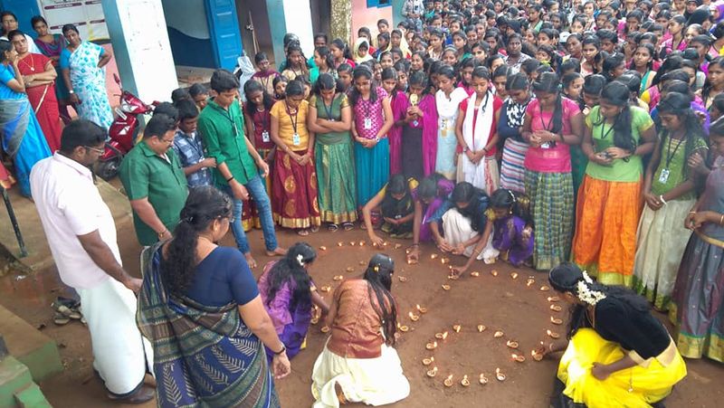 പ്രമാണം:42021 13334.jpg