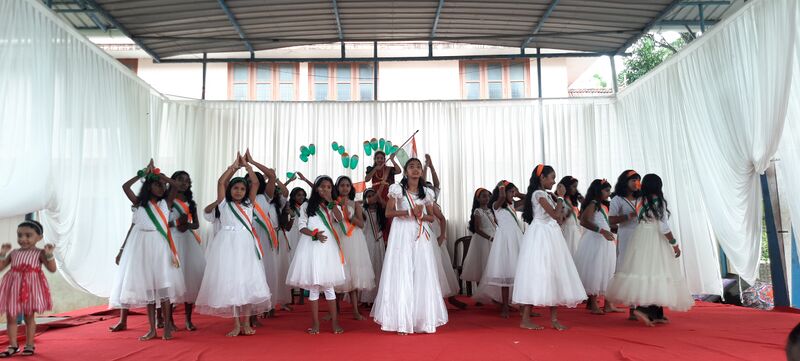 പ്രമാണം:47026-stghssv-Independence day10.jpg