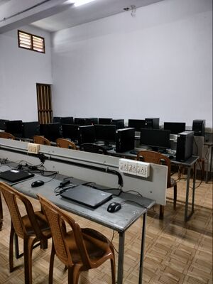Hitech lab 33056.jpg