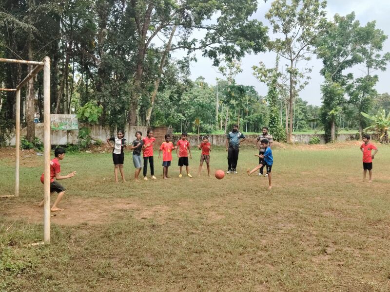 പ്രമാണം:SchoolCode-DistrictCode-GOAL2026-THOOFAN GOAL.jpg
