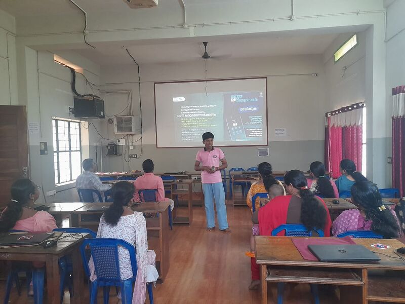 പ്രമാണം:12045 KGD LKAI2.jpeg