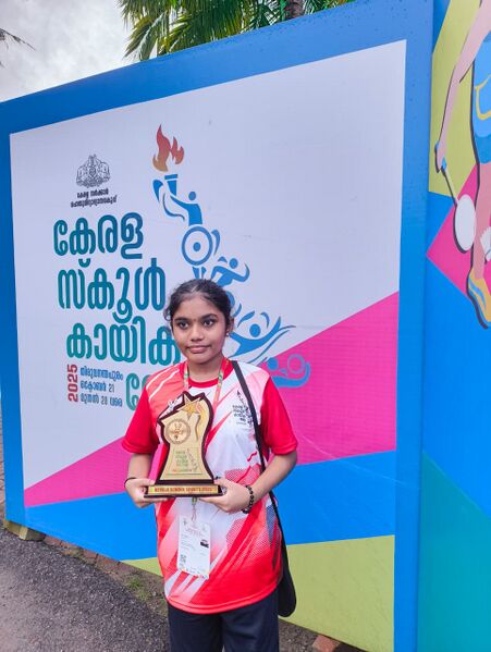 പ്രമാണം:21043-srujana-special kalolsav-2025.jpeg