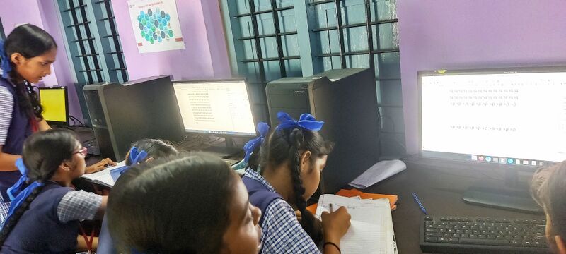 പ്രമാണം:22076 LK ML 2.jpg