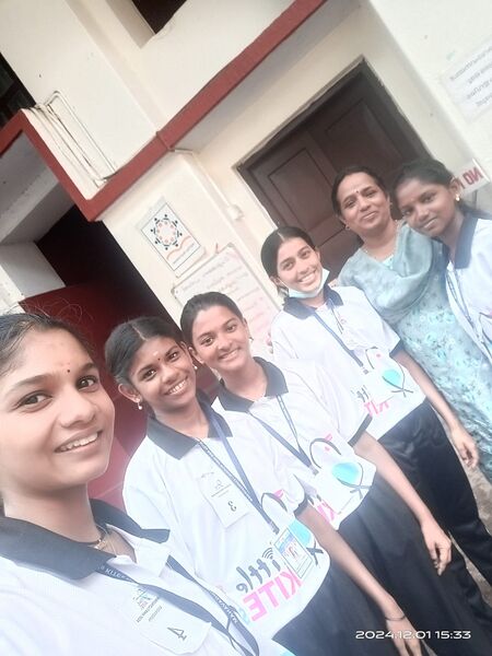 പ്രമാണം:33023 5SUB DISTRICT CAMP.jpg