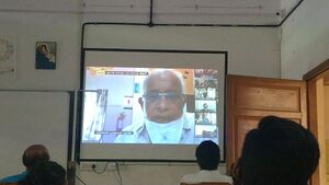 33056 hightech27.jpg