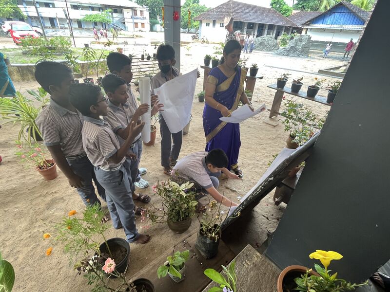 പ്രമാണം:35050 f325.jpg