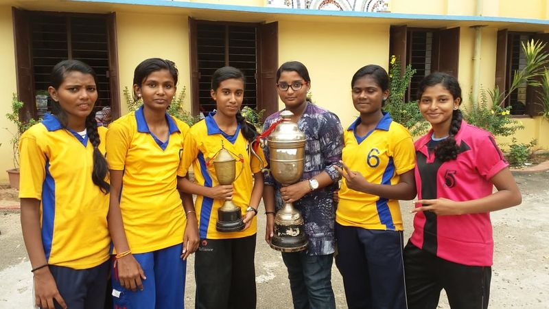 പ്രമാണം:41068 athletic4.jpg