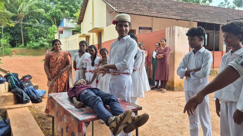 പ്രമാണം:42050 aug 7.jpg