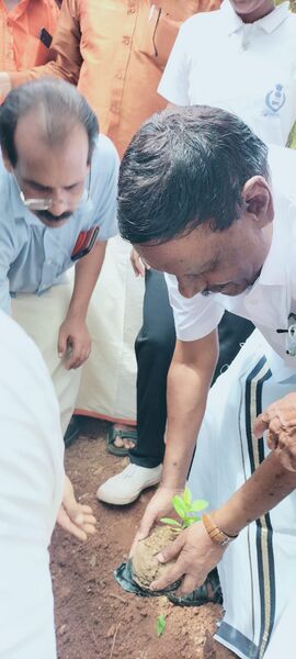 പ്രമാണം:43004 10030.jpg