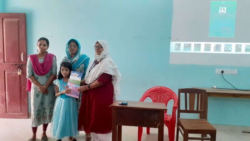 പ്രമാണം:43332-hitech room1.jpg