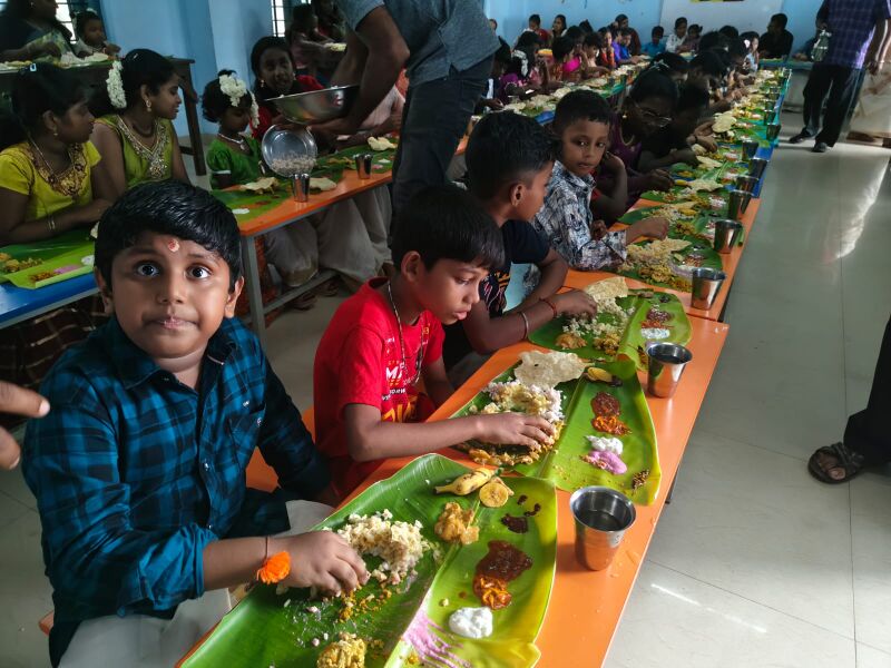 പ്രമാണം:43338-onam 2025.jpg