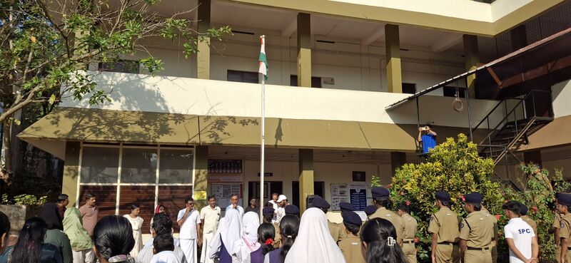 പ്രമാണം:47064 republic day 26 b.jpeg