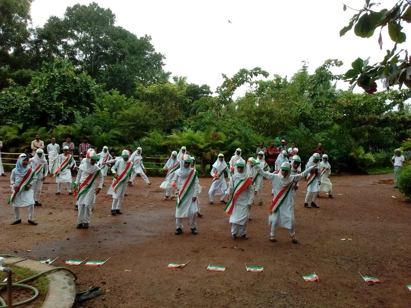 പ്രമാണം:August 15 display.jpg