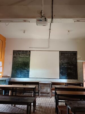 12006-hitech-classroom.jpeg