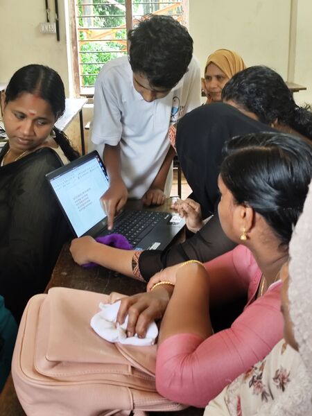 പ്രമാണം:19054 ANTIDRUG5.jpg