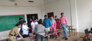 19075 schoolellittlekites7.jpg