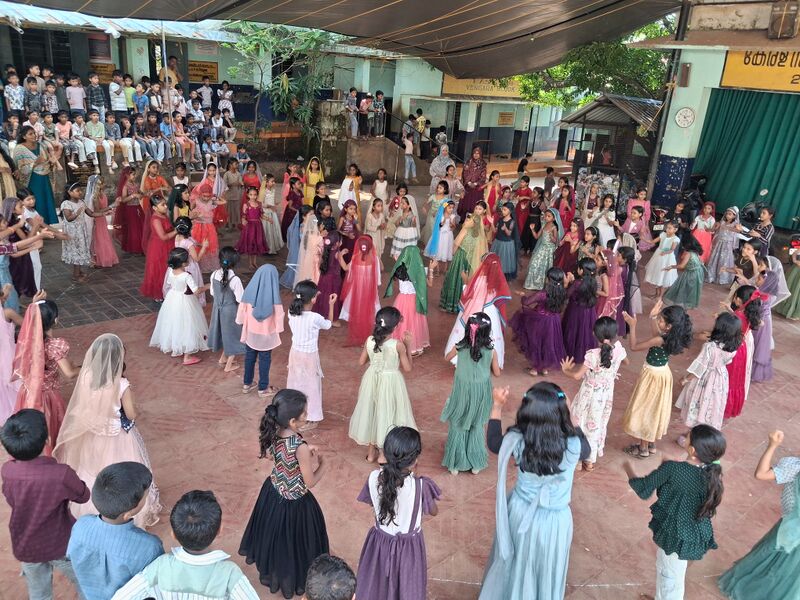 പ്രമാണം:19808-perunnalkisa2026 1.jpg