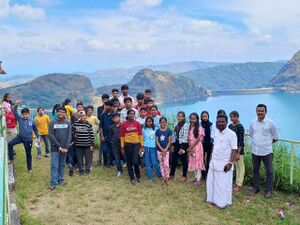 33027 StudyTour3.jpeg