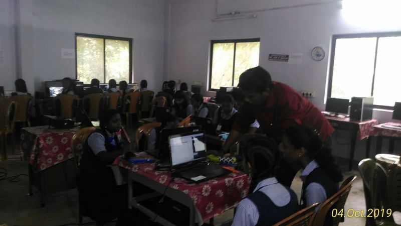 പ്രമാണം:33070-lk-schoolcamp-1.jpeg