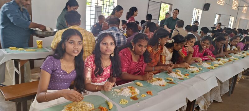 പ്രമാണം:34046 th5.jpg