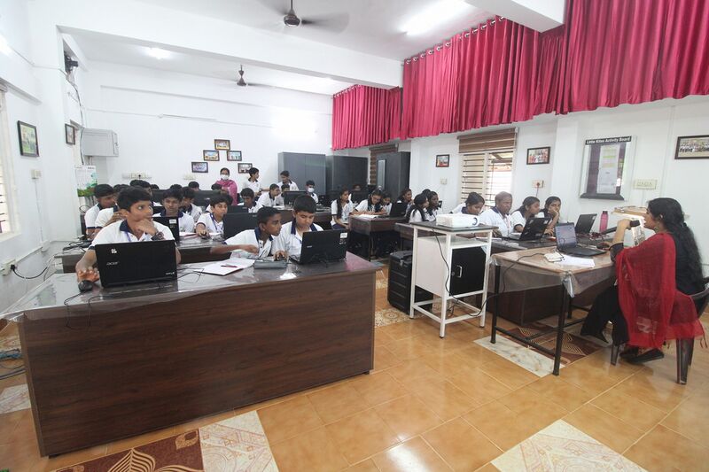 പ്രമാണം:37001-LK-SchoolLevel-Camp-Phase2-10.jpg