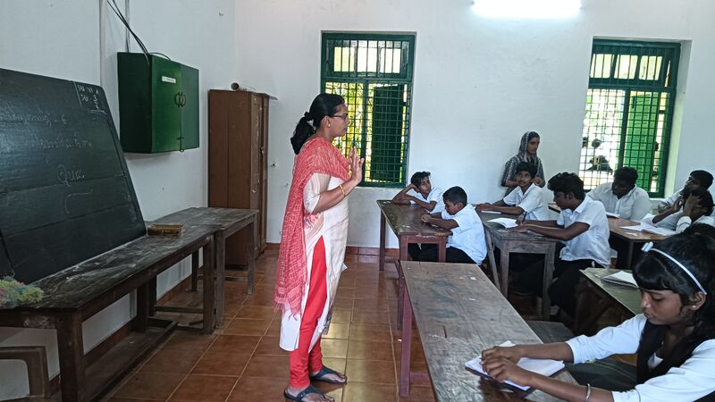 പ്രമാണം:43052 quizhiroshima25.jpg