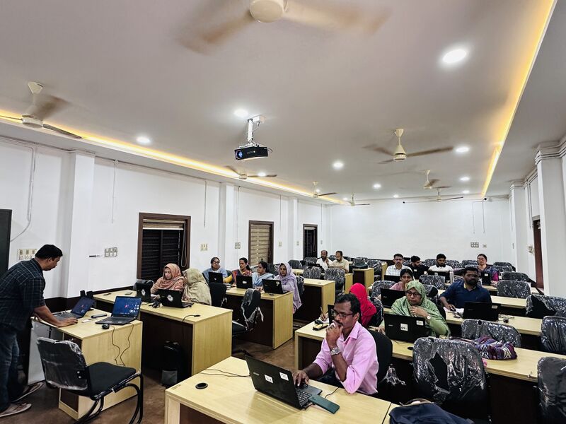 പ്രമാണം:Drcmlp tb 90.jpg