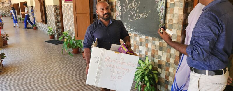 പ്രമാണം:Election 35052 231.jpg