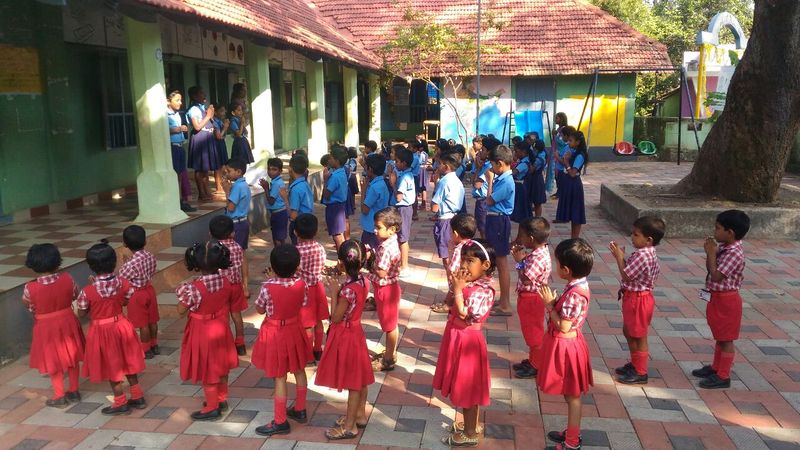 പ്രമാണം:School Photo1111.jpg