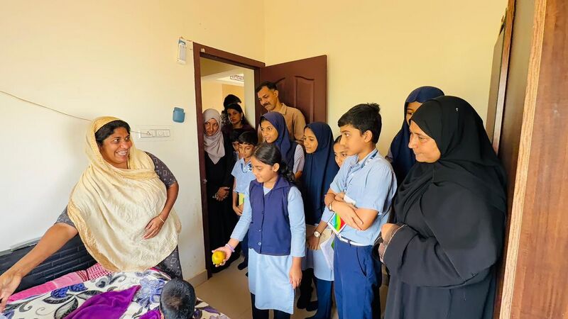 പ്രമാണം:11469 mmm.jpg