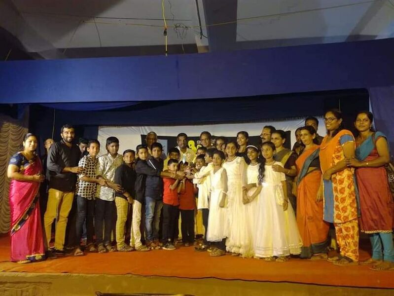 പ്രമാണം:13748 A KALOLASAVAM.jpeg