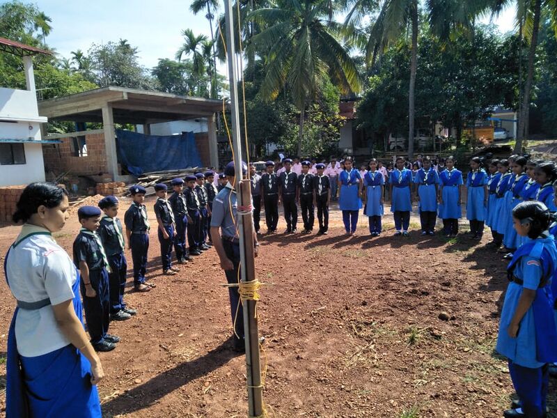 പ്രമാണം:14366 guides.jpg