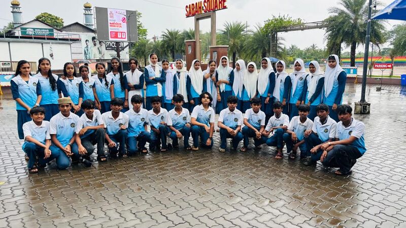 പ്രമാണം:19013 laharivirudhadinam.jpg