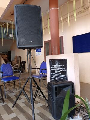 25003 portable speakers.jpg