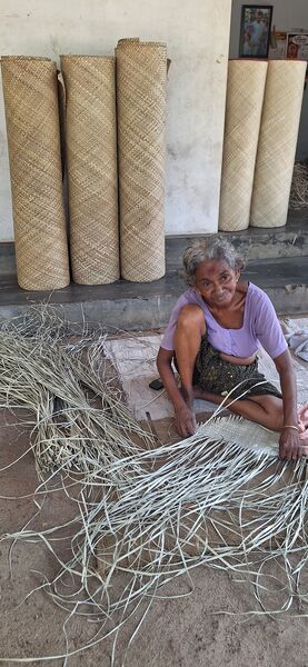 പ്രമാണം:41093 thazhava.jpg