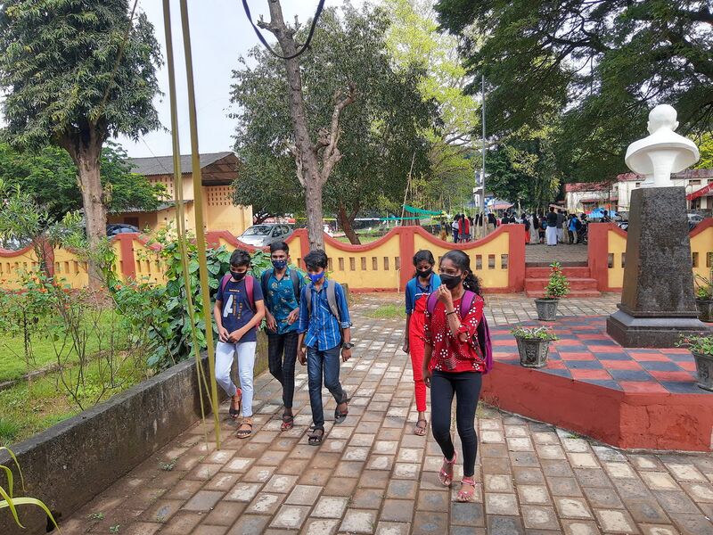 പ്രമാണം:BS21 PKD 20022 01.jpg